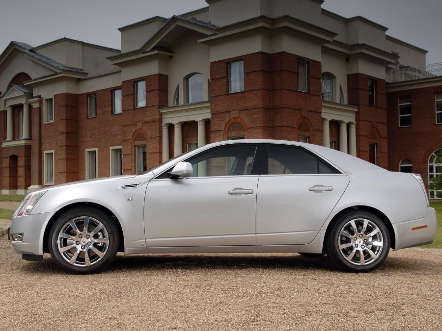  Cadillac CTS 2008 года  (UK) (фото 11 из 21)